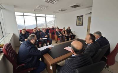 Belediye Meclisimizin mart ayı toplantısını meclis üyelerimizle gerçekleştirdik.Hayırlara vesile olsun inşallah…